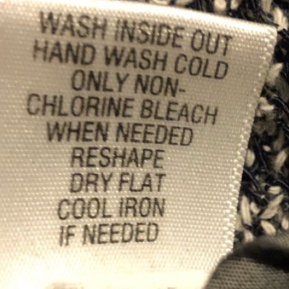 Vera Wang cardigan size medium - Picture 8 of 8